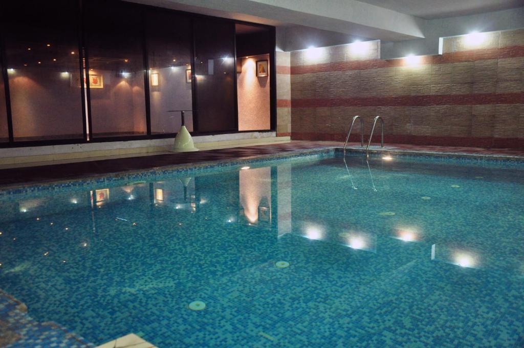 Landmark Hotel Колката Екстер'єр фото